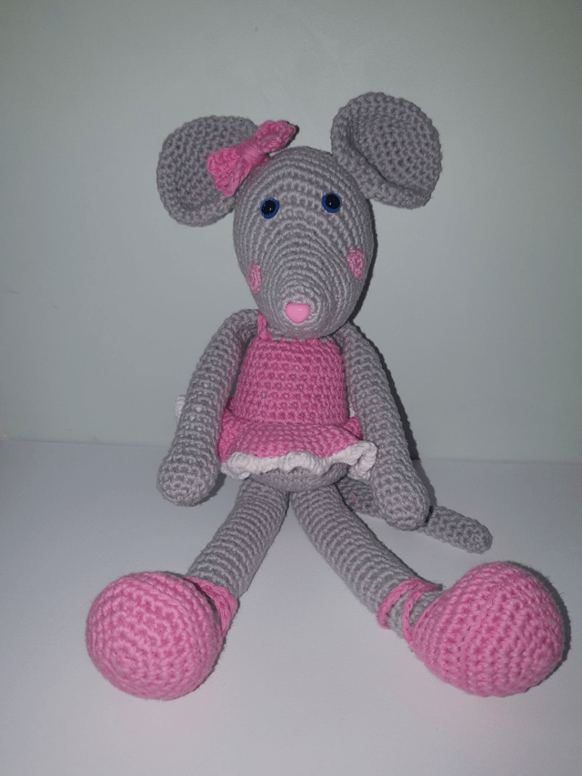 Chloé la souris danseuse étoile (moyenne)
