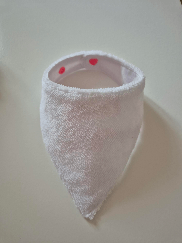 Bavoir bandana réglable et personnalisé