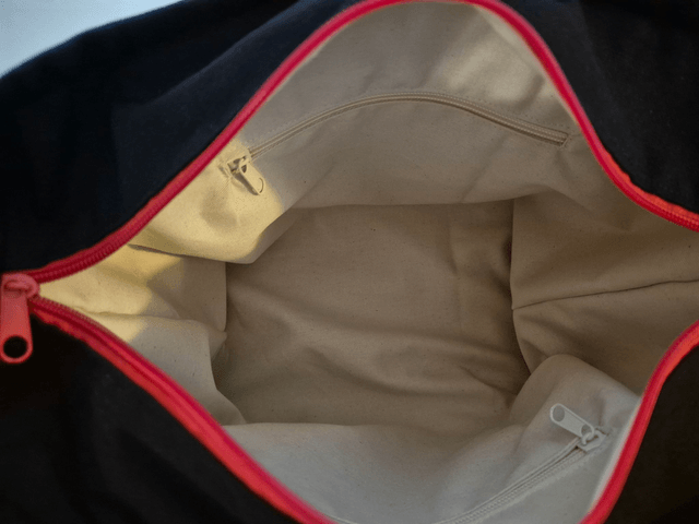 Sac en coton noir et rouge avec fermeture éclair Modèle Mali