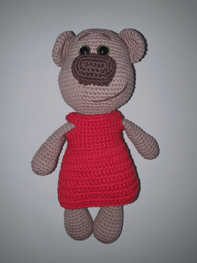 Robe Rouge pour Camille de taille moyenne (seule) 